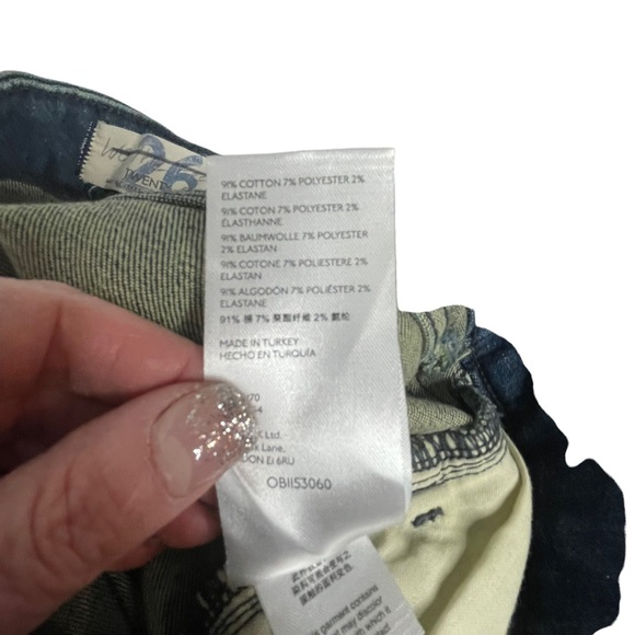 NWT Free People We The Free Skinny Button Fly Distressed Jeans 26 - Picture 9 of 13